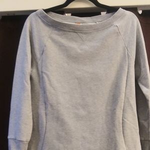 Long sleeve women's top